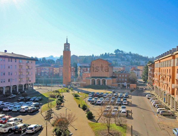 ufficio in affitto ad Alba