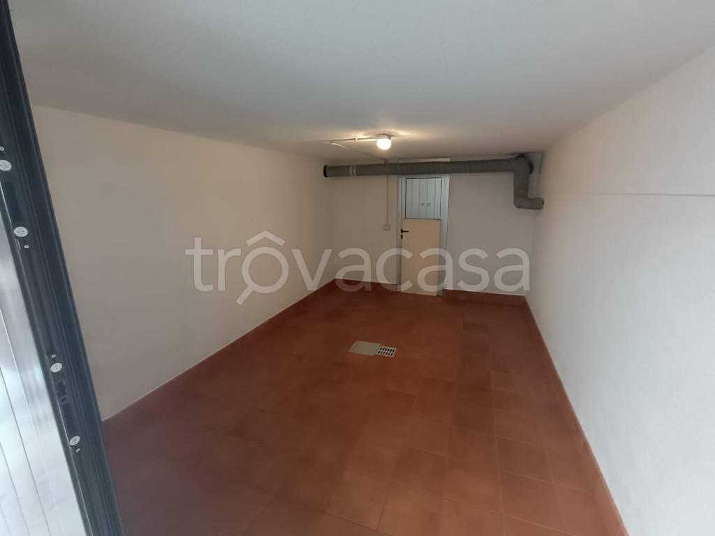 ufficio in affitto ad Alba