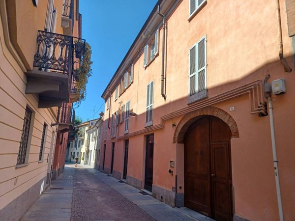 appartamento in affitto ad Alba