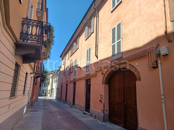 appartamento in affitto ad Alba