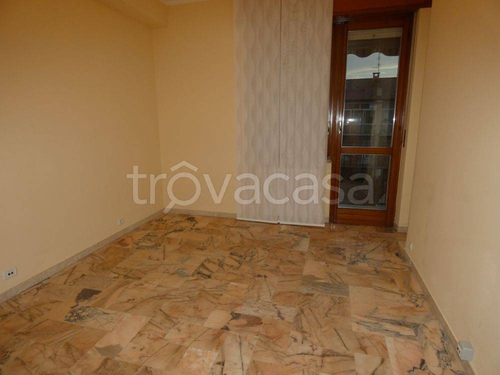 ufficio in affitto ad Alba