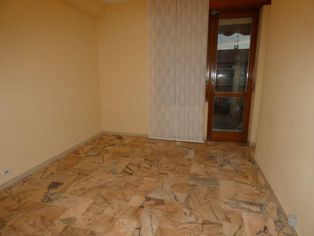 ufficio in affitto ad Alba