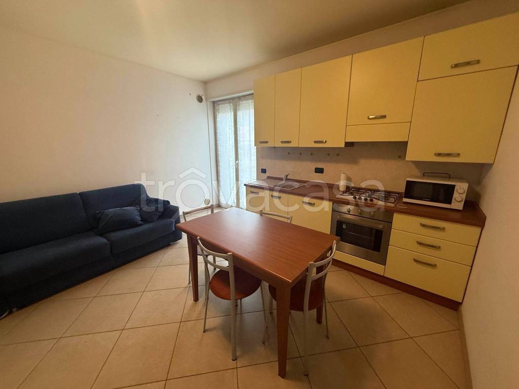 appartamento in affitto ad Alba