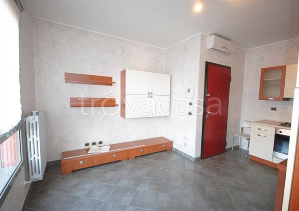 appartamento in affitto ad Alba in zona Mussotto