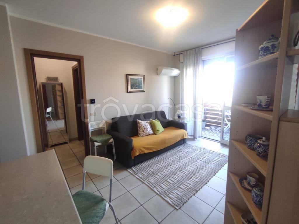 appartamento in affitto ad Alba