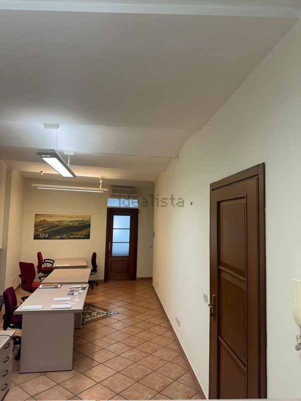 ufficio in affitto ad Alba
