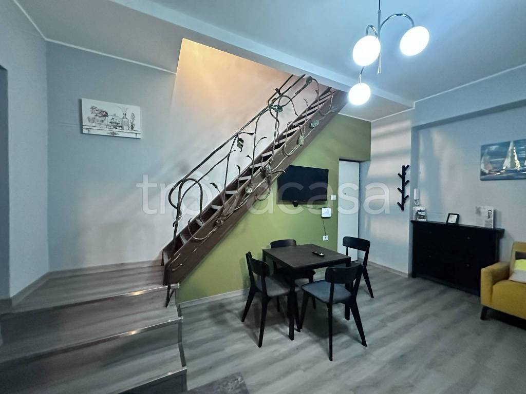 appartamento in affitto ad Alba