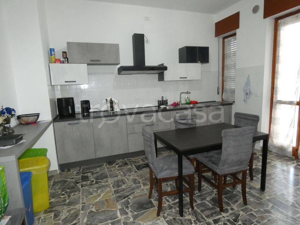 appartamento in affitto ad Alba