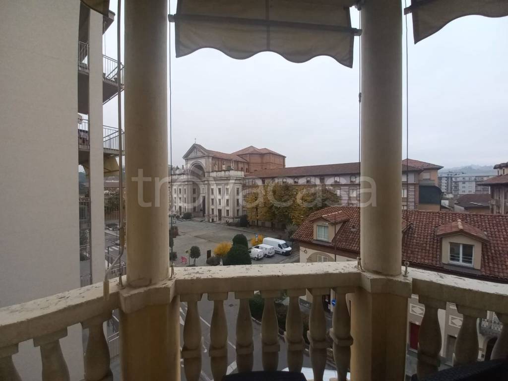 appartamento in affitto ad Alba