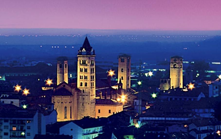 ufficio in affitto ad Alba