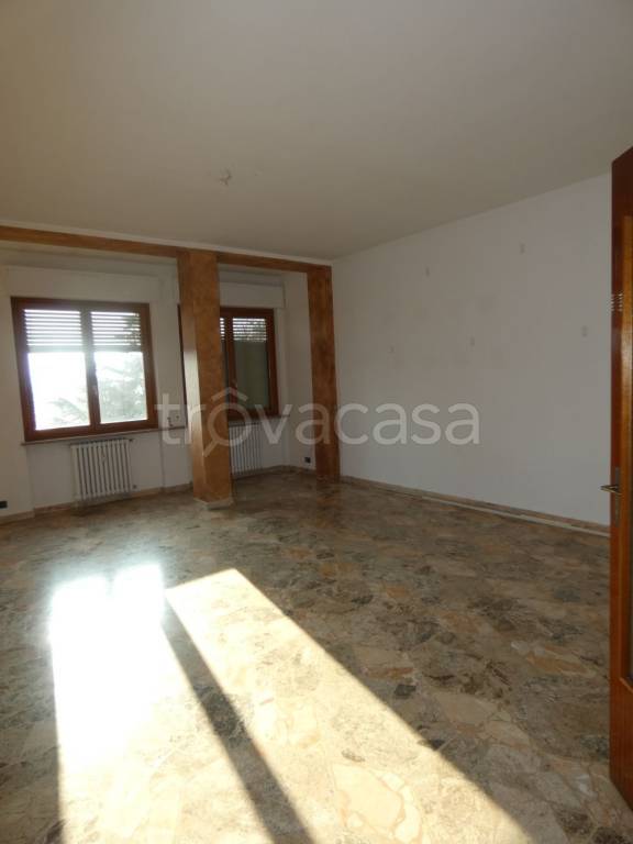 appartamento in affitto ad Alba