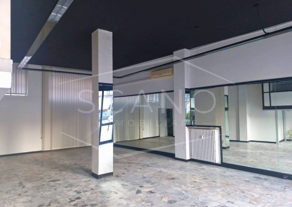 negozio in affitto ad Alba