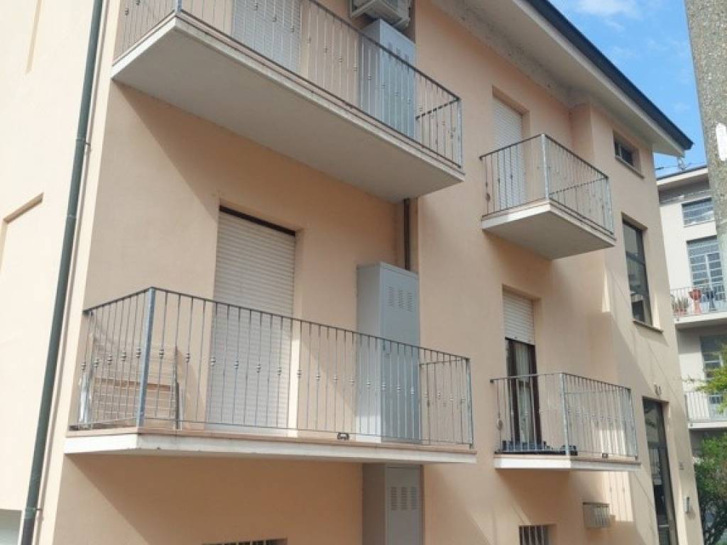 appartamento in affitto ad Alba