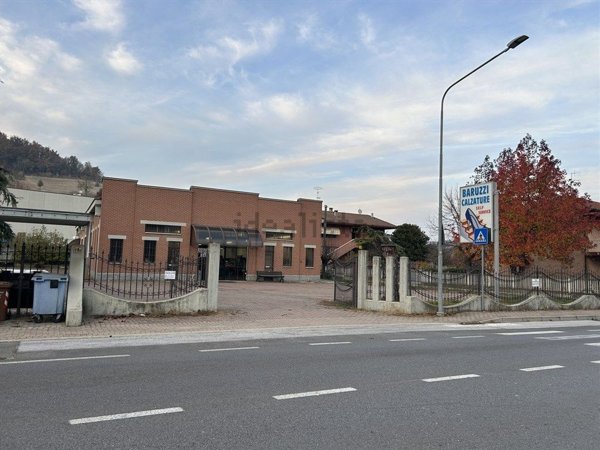ufficio in affitto ad Alba