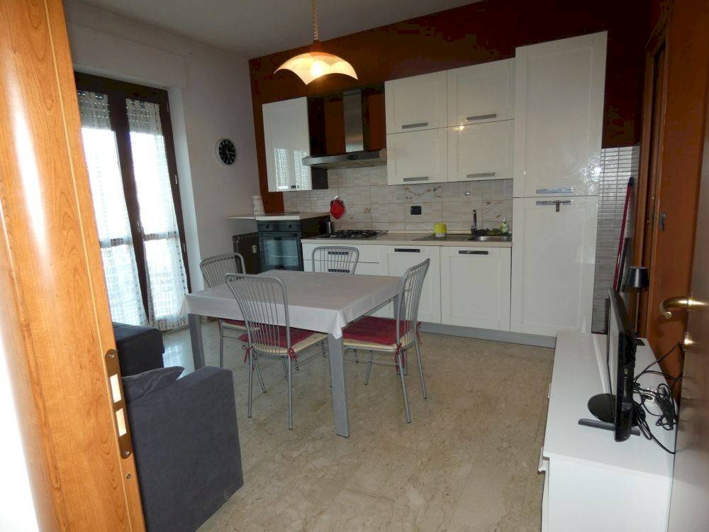 appartamento in affitto ad Alba