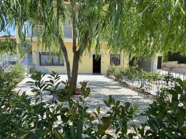 appartamento in affitto ad Alba