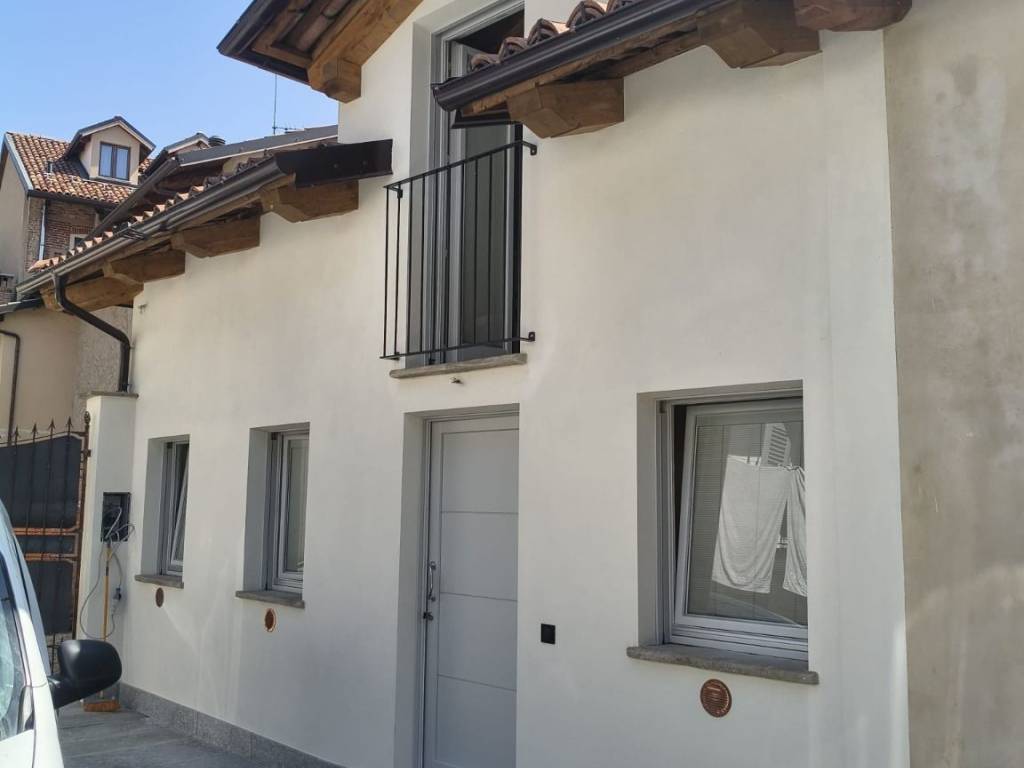 casa indipendente in affitto ad Alba