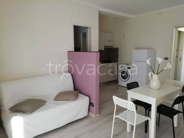 appartamento in affitto ad Alba