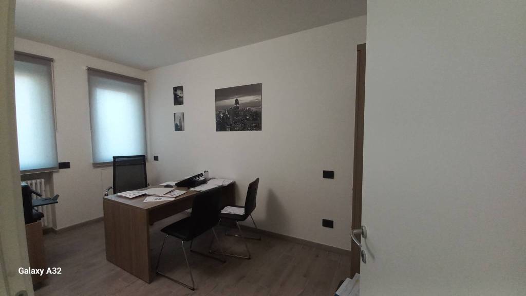 ufficio in affitto ad Alba