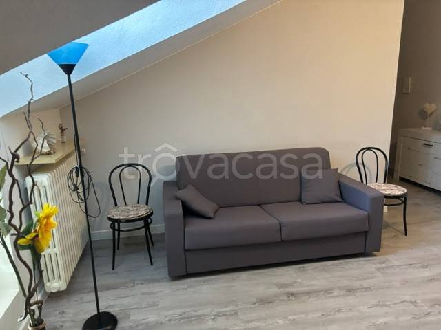 appartamento in affitto ad Alba