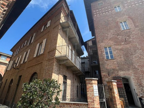 appartamento in affitto ad Alba