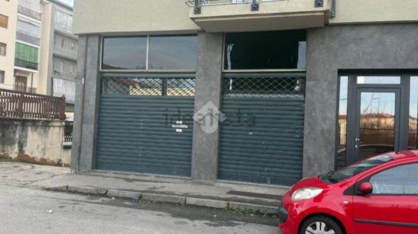 bivano in affitto ad Alba