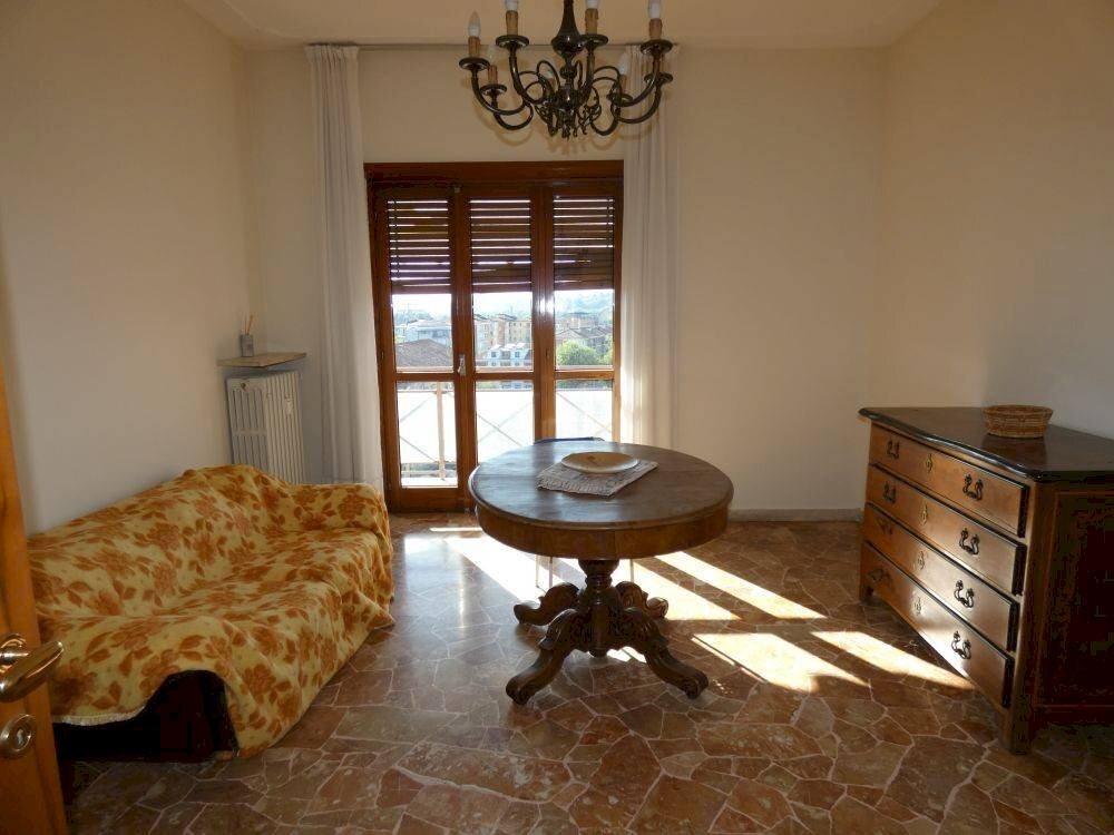 appartamento in affitto ad Alba