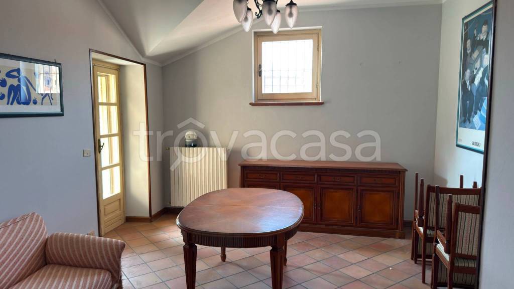 appartamento in affitto ad Alba