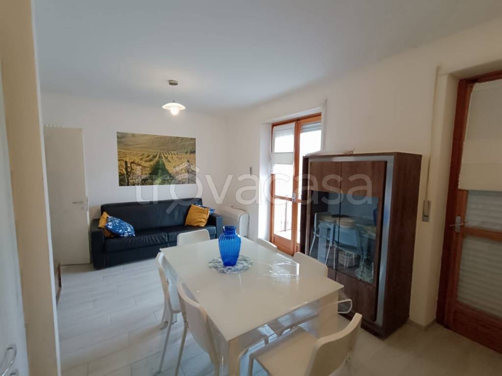 appartamento in affitto ad Alba