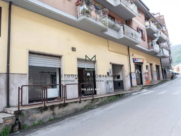 negozio in affitto a Mercogliano