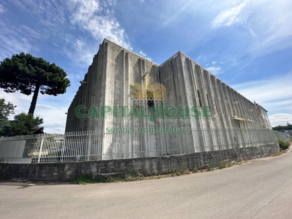 capannone in affitto a Mercogliano in zona Torrette