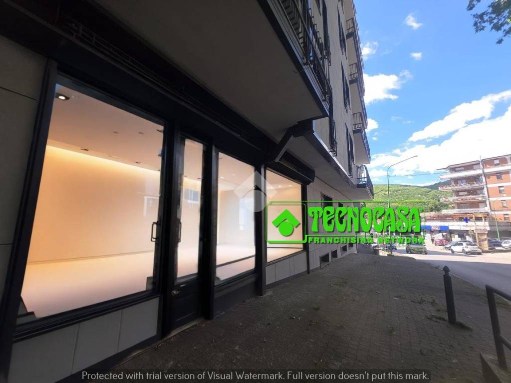 negozio in affitto a Mercogliano