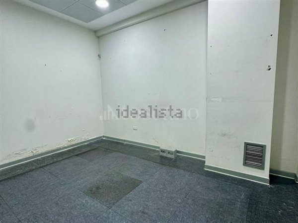 locale commerciale in affitto a Mercogliano