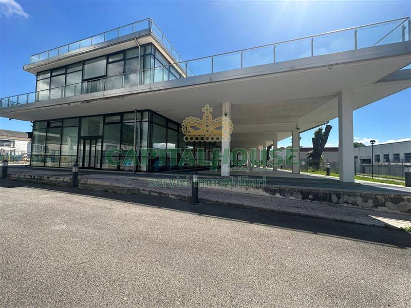 locale commerciale in affitto a Mercogliano in zona Torrette