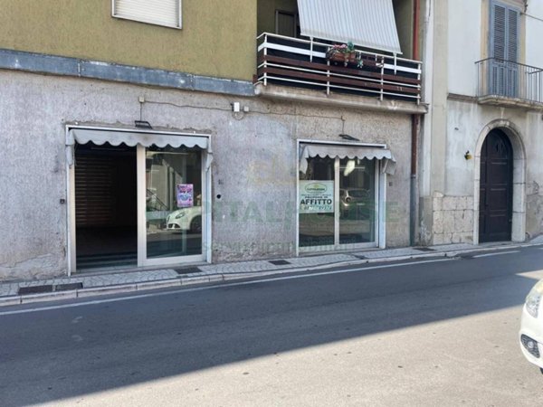 negozio in affitto a Mercogliano