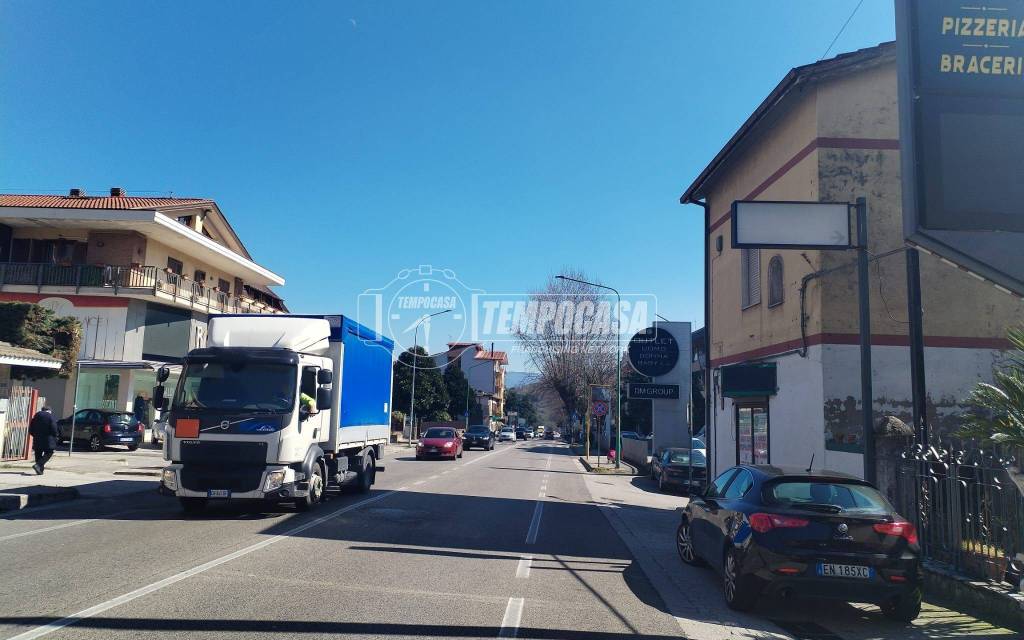 negozio in affitto a Mercogliano