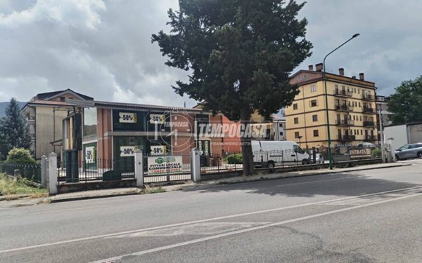 negozio in affitto a Mercogliano
