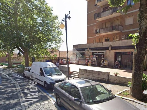 negozio in affitto a Mercogliano