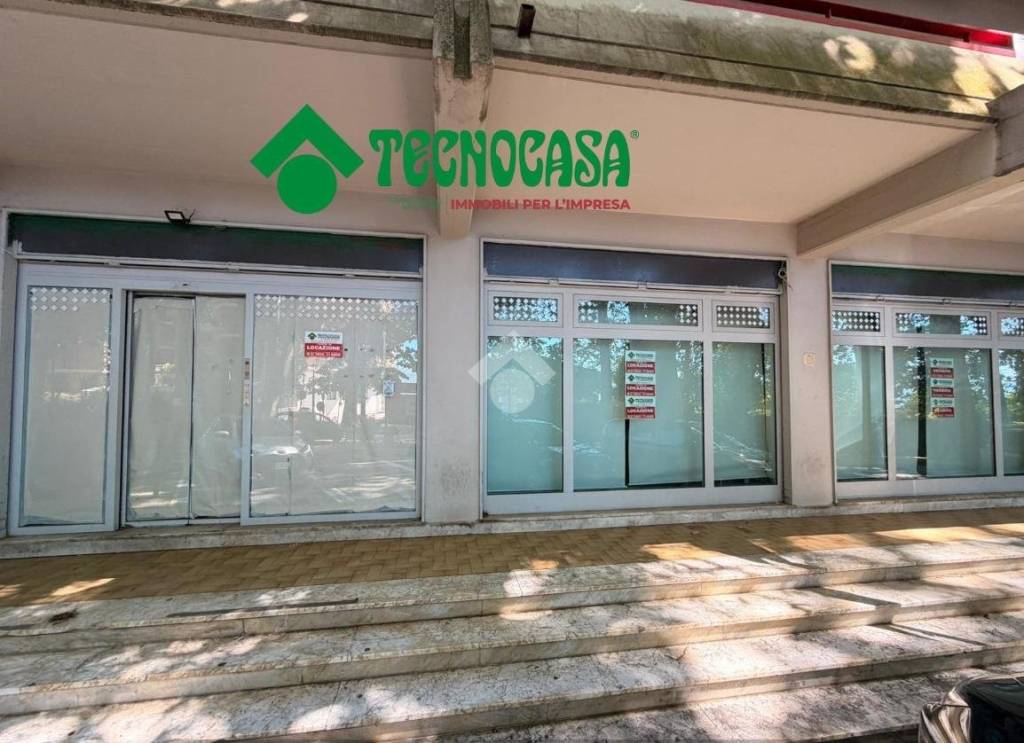 negozio in affitto a Mercogliano