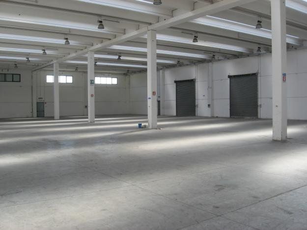 locale commerciale in affitto a Monteforte Irpino