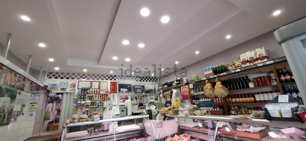 locale commerciale in affitto a Monteforte Irpino in zona Alvanella