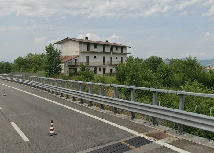 negozio in affitto a Pietradefusi
