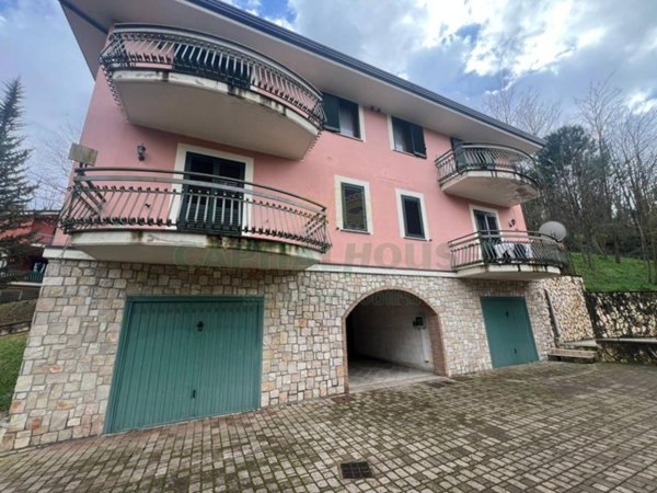 appartamento in affitto a San Potito Ultra