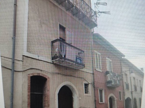 casa indipendente in affitto a San Potito Ultra