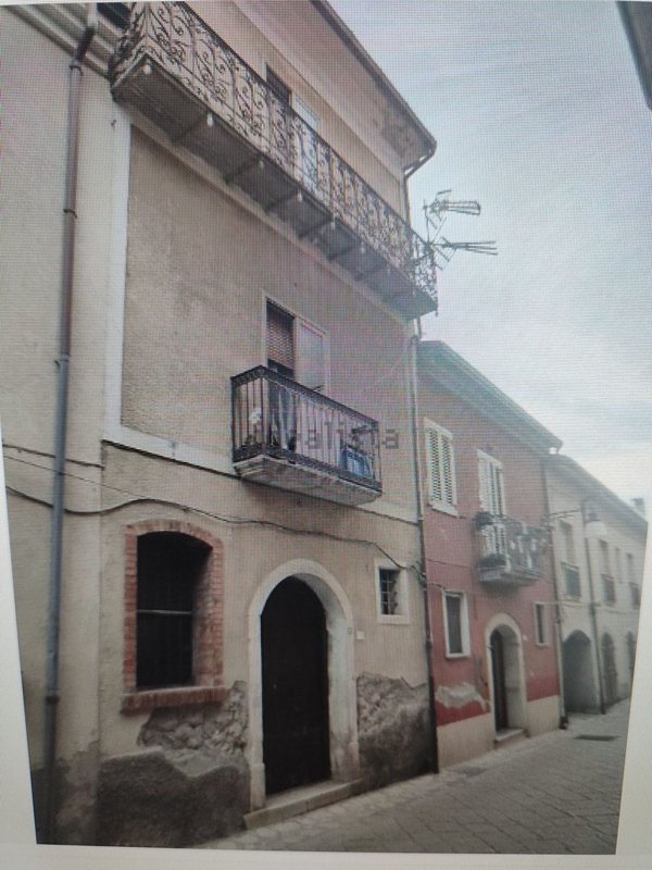 casa semindipendente in affitto a San Potito Ultra