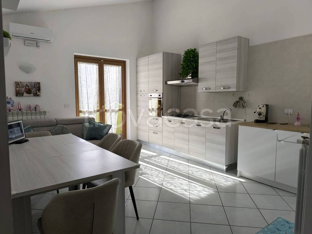 appartamento in affitto a Montoro in zona Piano