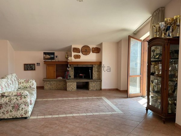 appartamento in affitto a Montoro in zona Piano