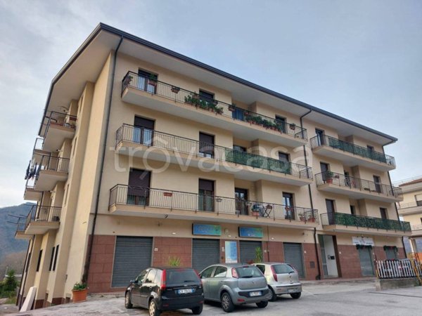 appartamento in affitto a Montoro in zona Piazza di Pandola