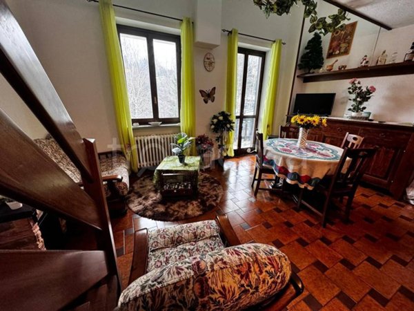 appartamento in affitto a Bagnolo Piemonte in zona Montoso