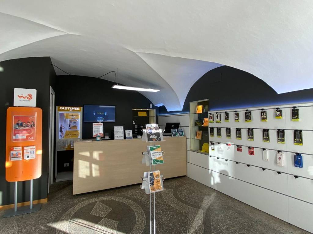 negozio in affitto a Borgo San Dalmazzo